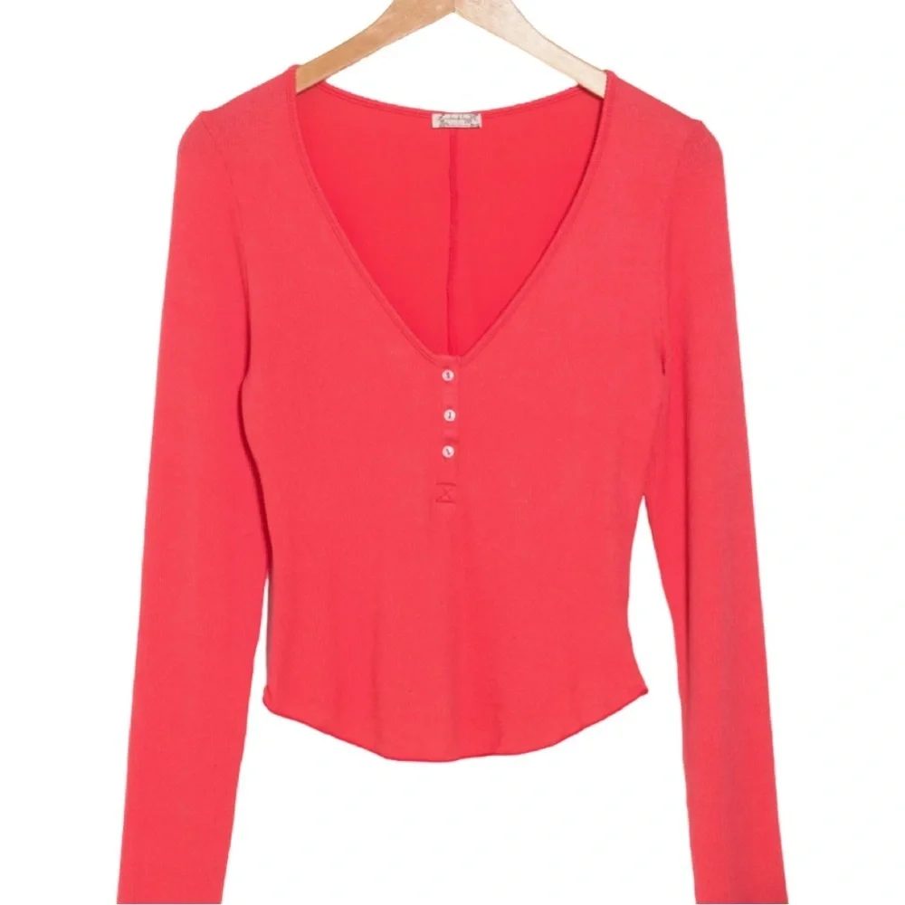 NWT Free People Keep it Basic Long Sleeve Henley Top - Picture 4 of 4